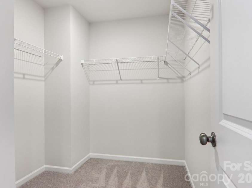551 Tomlin Trail, Spartanburg, SC 29301.  MLS# CAR4414434, YatesRealty ID 43930. 