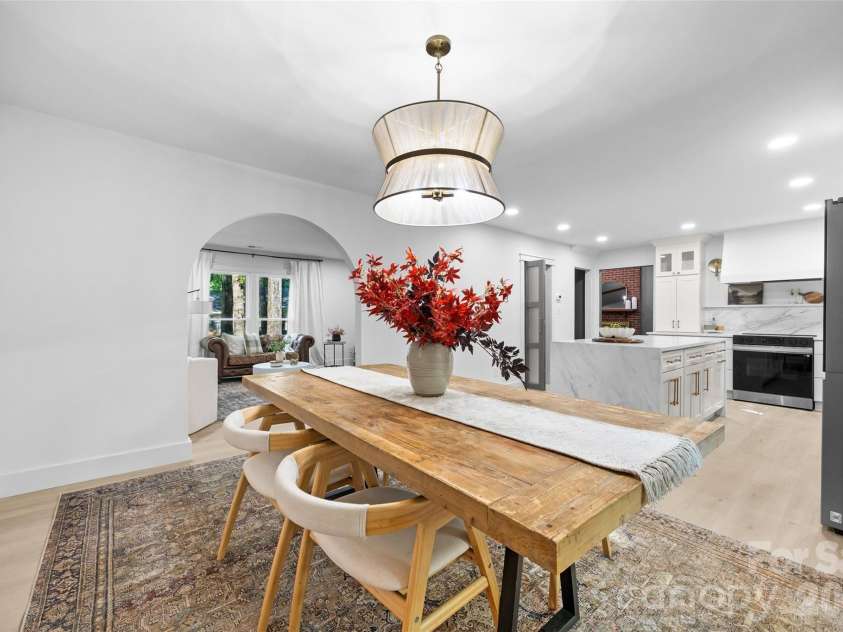 635 Trail Ridge Road, Matthews, NC 28105.  MLS# CAR4414225, YatesRealty ID 43932. 