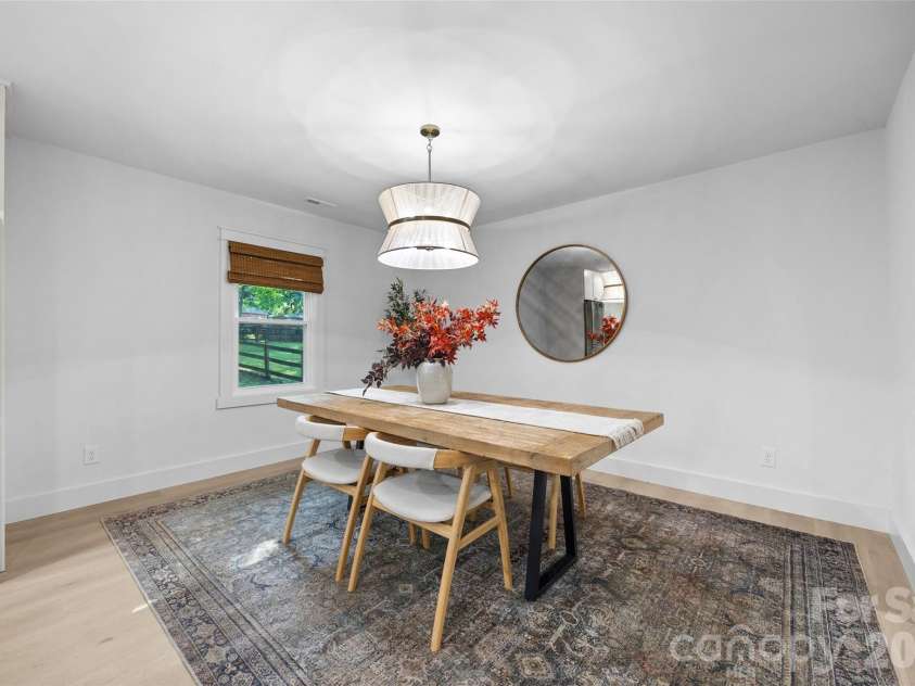 635 Trail Ridge Road, Matthews, NC 28105.  MLS# CAR4414225, YatesRealty ID 43932. 