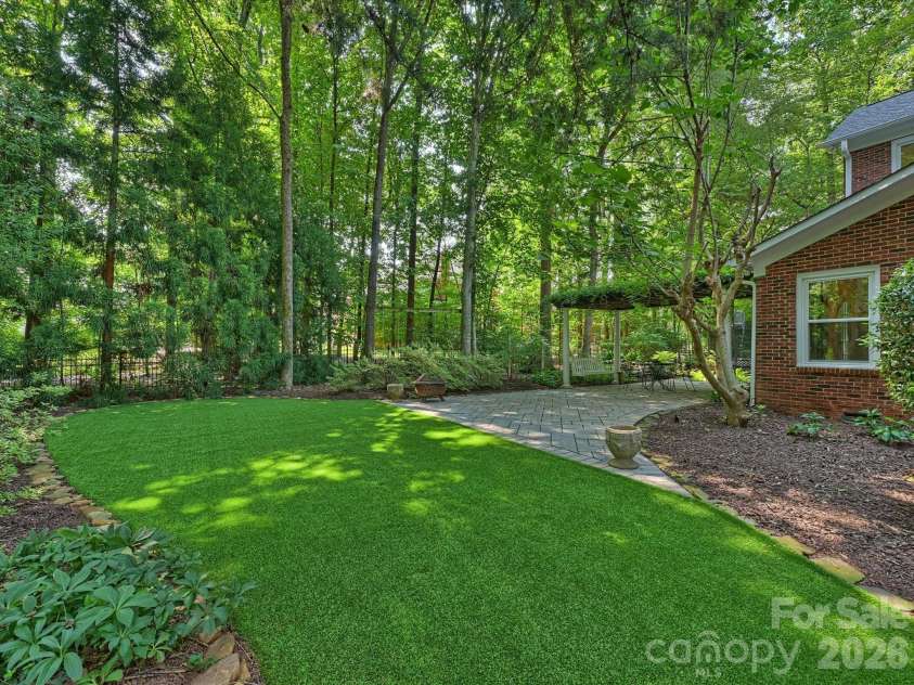 4610 Messian Court, Charlotte, NC 28210.  MLS# CAR4409979, YatesRealty ID 43934. Backyard