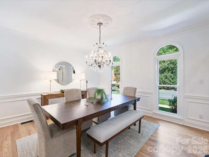 4610 Messian Court, Charlotte, NC 28210.  MLS# CAR4409979, YatesRealty ID 43934. Dining Room