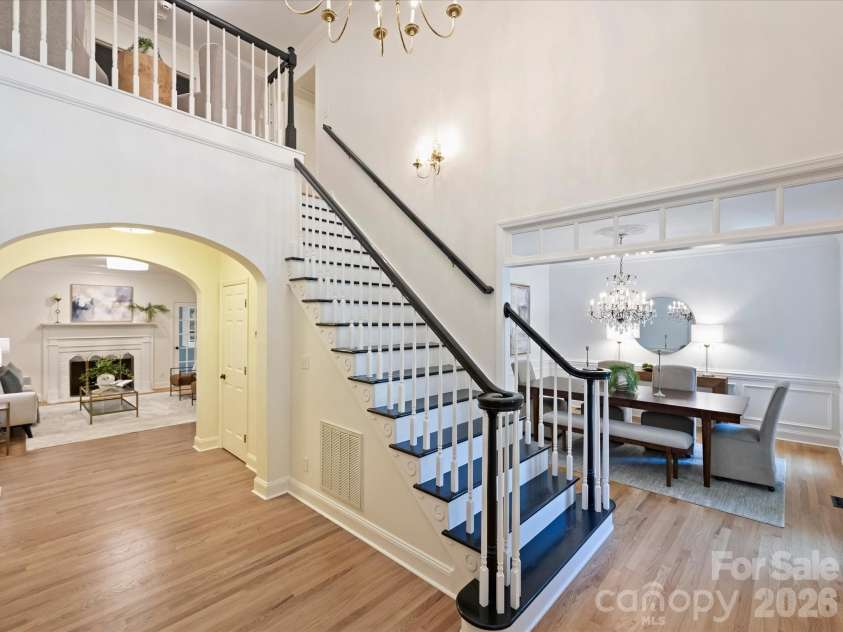 4610 Messian Court, Charlotte, NC 28210.  MLS# CAR4409979, YatesRealty ID 43934. Foyer