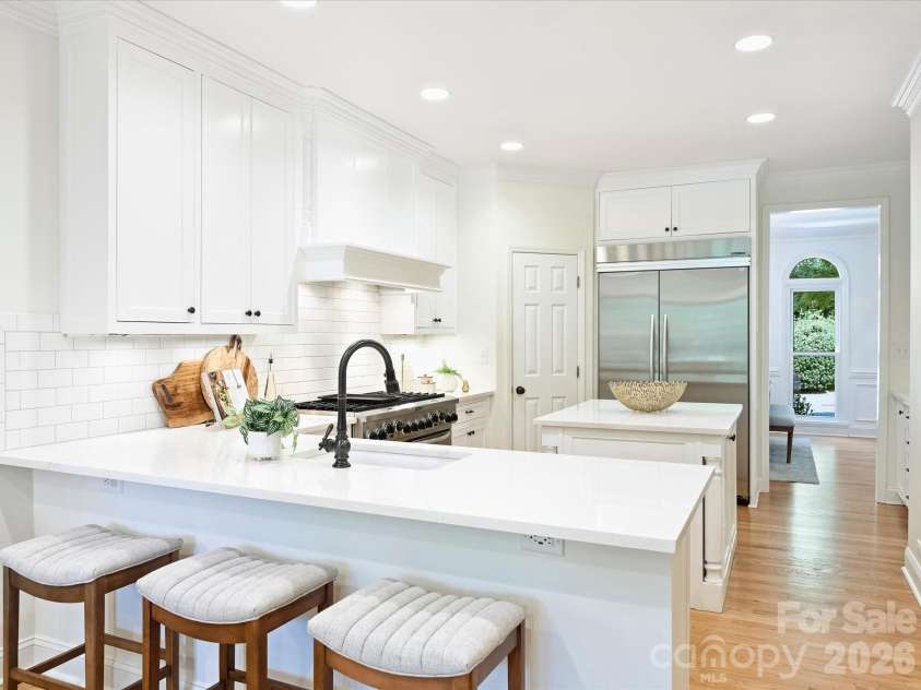 4610 Messian Court, Charlotte, NC 28210.  MLS# CAR4409979, YatesRealty ID 43934. Kitchen