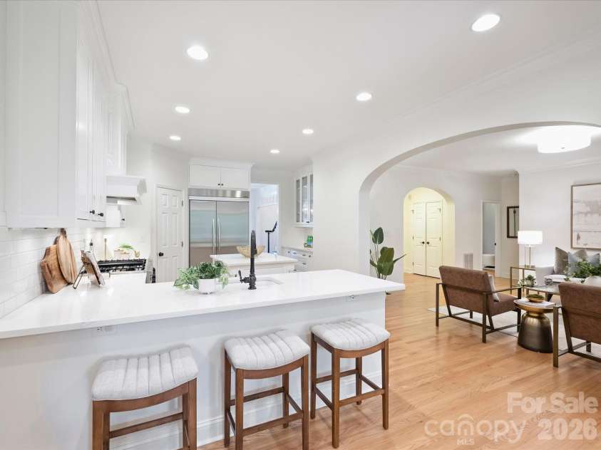 4610 Messian Court, Charlotte, NC 28210.  MLS# CAR4409979, YatesRealty ID 43934. Kitchen