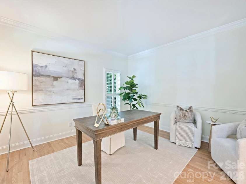 4610 Messian Court, Charlotte, NC 28210.  MLS# CAR4409979, YatesRealty ID 43934. Study