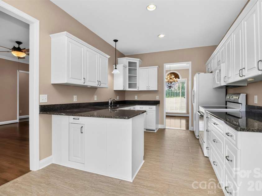 2374 Brooks Road, Chester, SC 29706.  MLS# CAR4388940, YatesRealty ID 43936. 