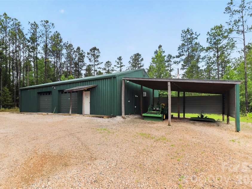 2374 Brooks Road, Chester, SC 29706.  MLS# CAR4388940, YatesRealty ID 43936. 