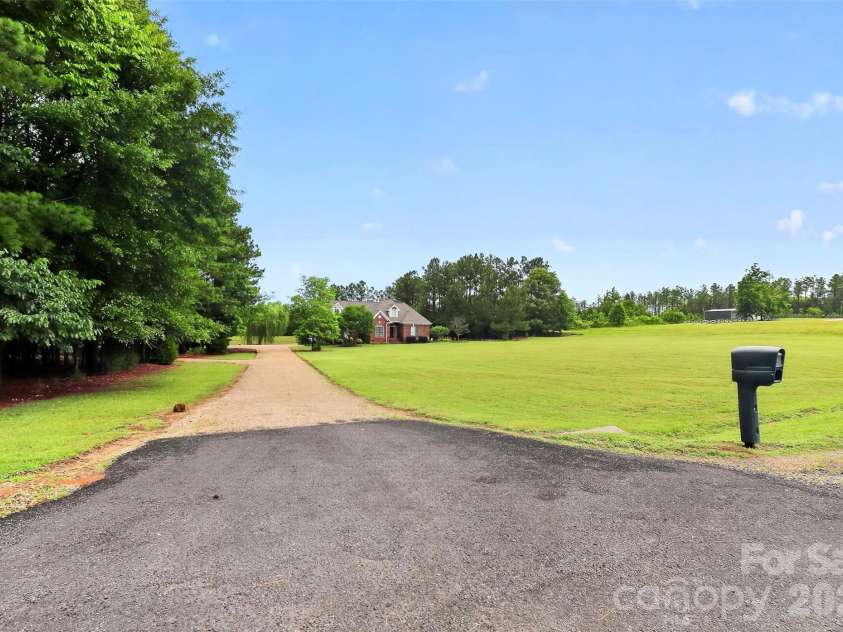 2374 Brooks Road, Chester, SC 29706.  MLS# CAR4388940, YatesRealty ID 43936. 
