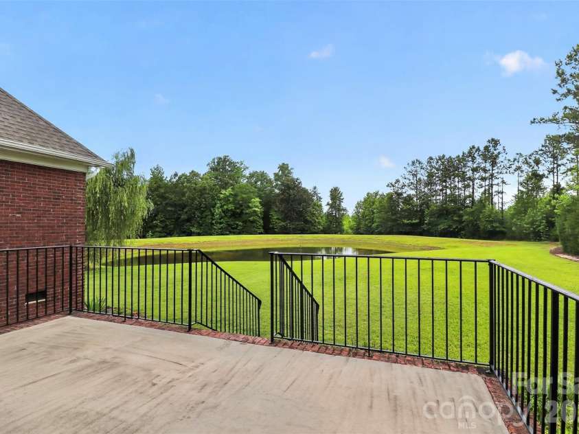 2374 Brooks Road, Chester, SC 29706.  MLS# CAR4388940, YatesRealty ID 43936. 