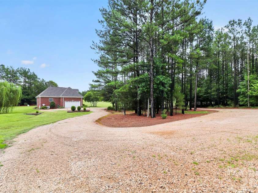 2374 Brooks Road, Chester, SC 29706.  MLS# CAR4388940, YatesRealty ID 43936. 