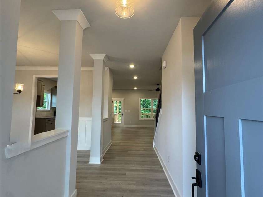 133 Kerr Walk Drive, Statesville, NC 28766.  MLS# CAR4411664, YatesRealty ID 43941. Entryway