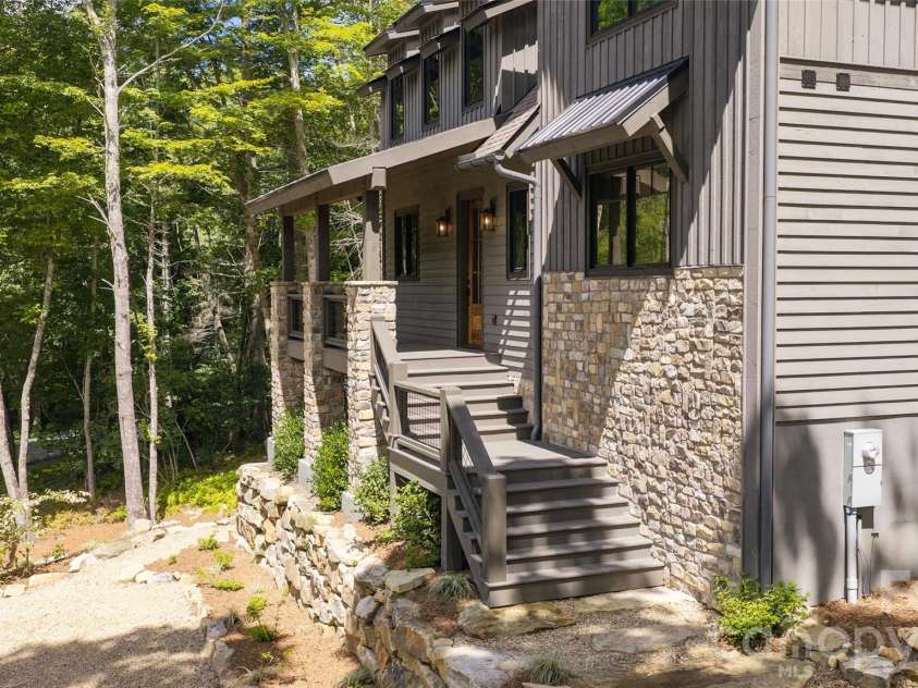 11 Fish Camp Trail, Glenville, NC 28736.  MLS# CAR4411915, YatesRealty ID 43943. 