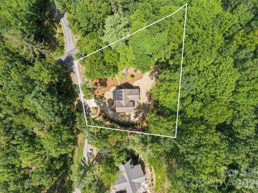 11 Fish Camp Trail, Glenville, NC 28736.  MLS# CAR4411915, YatesRealty ID 43943. 