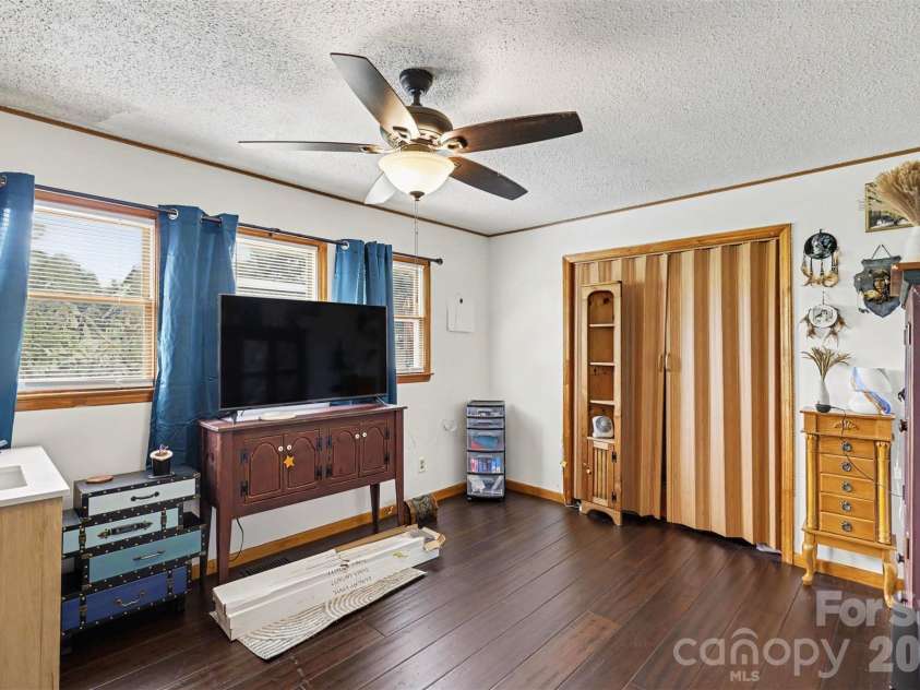 1250 Honeywood Lane, Rock Hill, SC 29730.  MLS# CAR4414321, YatesRealty ID 43944. 