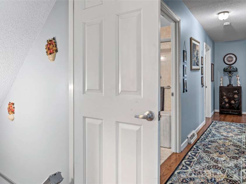 145 Stanwell Court, Clemmons, NC 27012.  MLS# CAR4413711, YatesRealty ID 43945. 