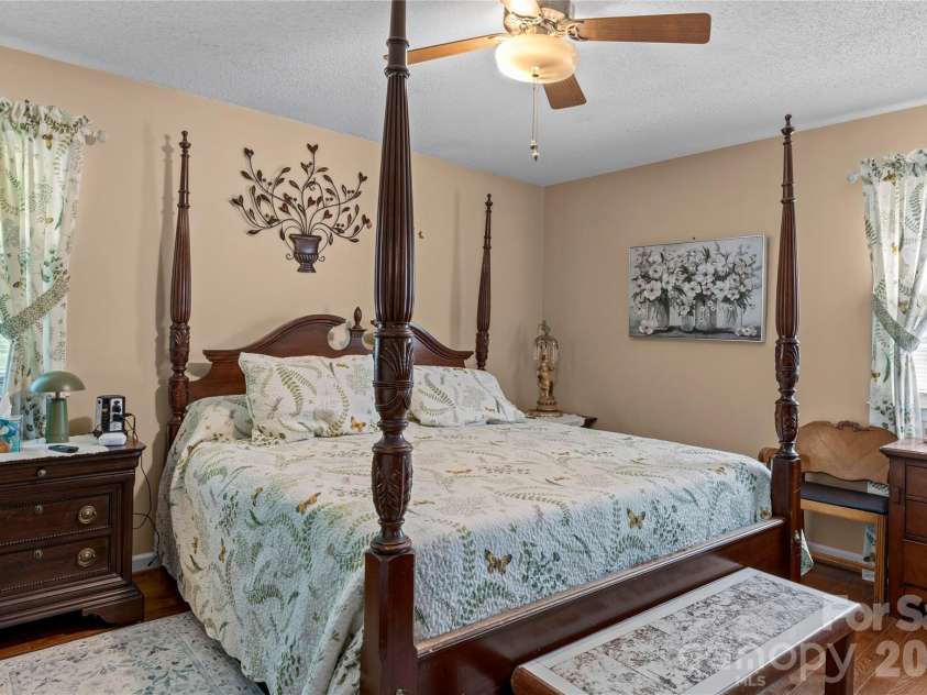 145 Stanwell Court, Clemmons, NC 27012.  MLS# CAR4413711, YatesRealty ID 43945. 