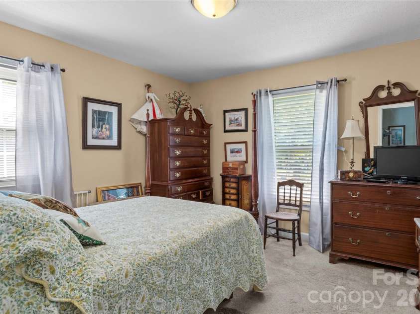 145 Stanwell Court, Clemmons, NC 27012.  MLS# CAR4413711, YatesRealty ID 43945. 