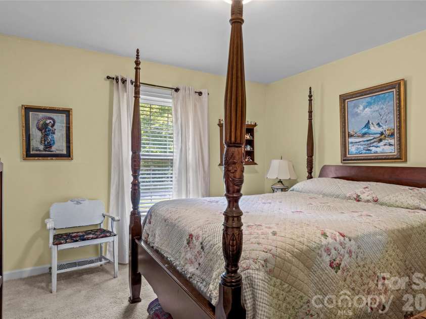 145 Stanwell Court, Clemmons, NC 27012.  MLS# CAR4413711, YatesRealty ID 43945. 