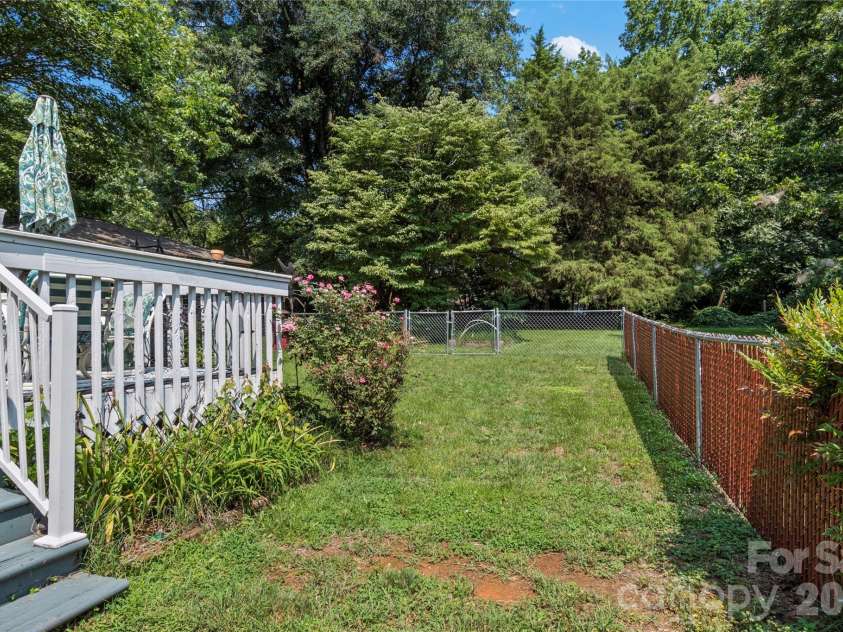 145 Stanwell Court, Clemmons, NC 27012.  MLS# CAR4413711, YatesRealty ID 43945. 