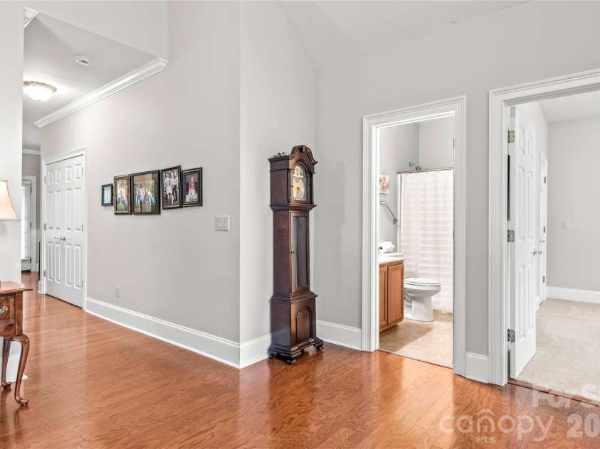 6142 Stadium Ridge Court, Clemmons, NC 27012.  MLS# CAR4408587, YatesRealty ID 43946. 