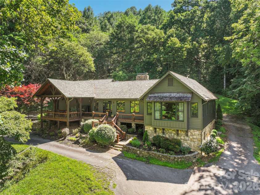 470 & 482 East Fork Road, Canton, NC 28716.  MLS# CAR4413723, YatesRealty ID 43947. 