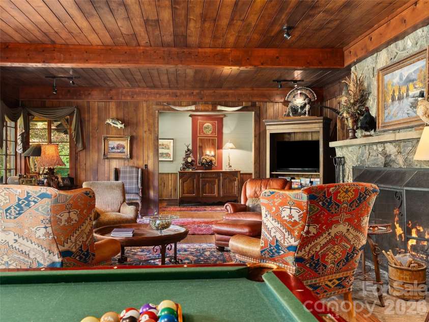 470 & 482 East Fork Road, Canton, NC 28716.  MLS# CAR4413723, YatesRealty ID 43947. 