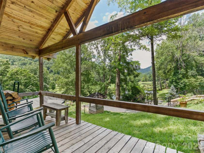 470 & 482 East Fork Road, Canton, NC 28716.  MLS# CAR4413723, YatesRealty ID 43947. 