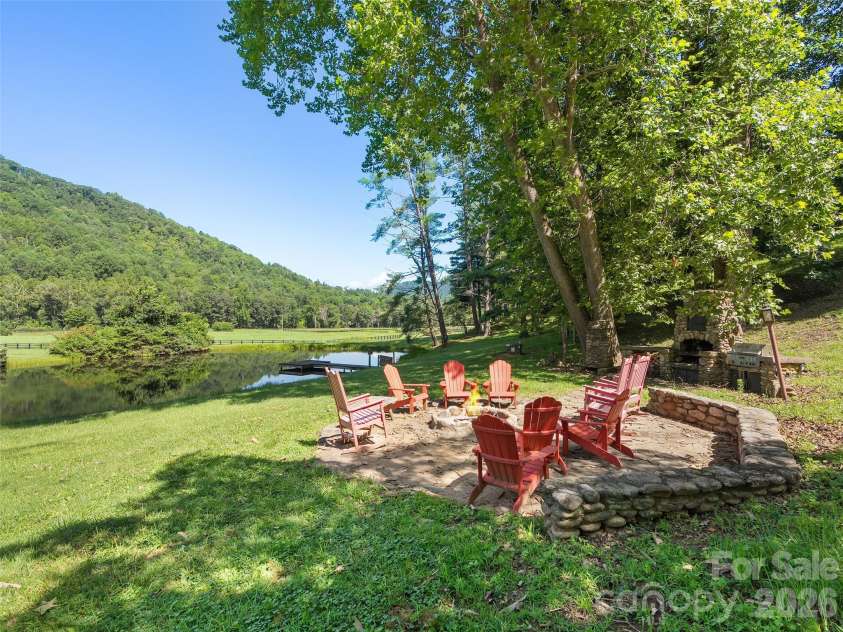 470 & 482 East Fork Road, Canton, NC 28716.  MLS# CAR4413723, YatesRealty ID 43947. 
