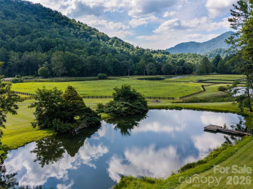470 & 482 East Fork Road, Canton, NC 28716.  MLS# CAR4413723, YatesRealty ID 43947. 