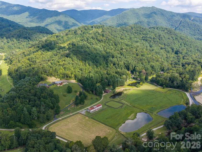 470 & 482 East Fork Road, Canton, NC 28716.  MLS# CAR4413723, YatesRealty ID 43947. 