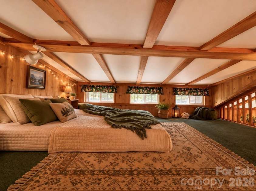 21 Bear Cub Drive, Spruce Pine, NC 28777.  MLS# CAR4410886, YatesRealty ID 43949. Sleeping Loft area with Ai staging v-2