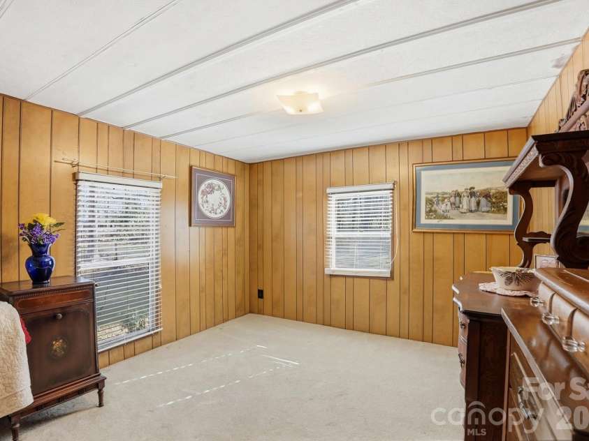 343 Carr Road, Dallas, NC 28034.  MLS# CAR4332893, YatesRealty ID 4395. Bedroom #3 