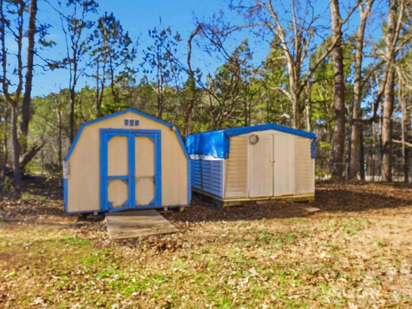 343 Carr Road, Dallas, NC 28034.  MLS# CAR4332893, YatesRealty ID 4395. Two storage units on the property