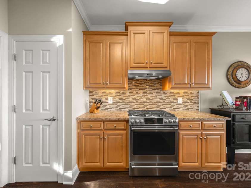 796 Lake Mist Drive, Stanley, NC 28164.  MLS# CAR4239662, YatesRealty ID 4395. 