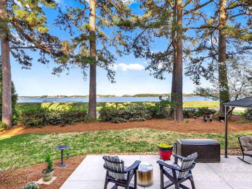 796 Lake Mist Drive, Stanley, NC 28164.  MLS# CAR4239662, YatesRealty ID 4395. 