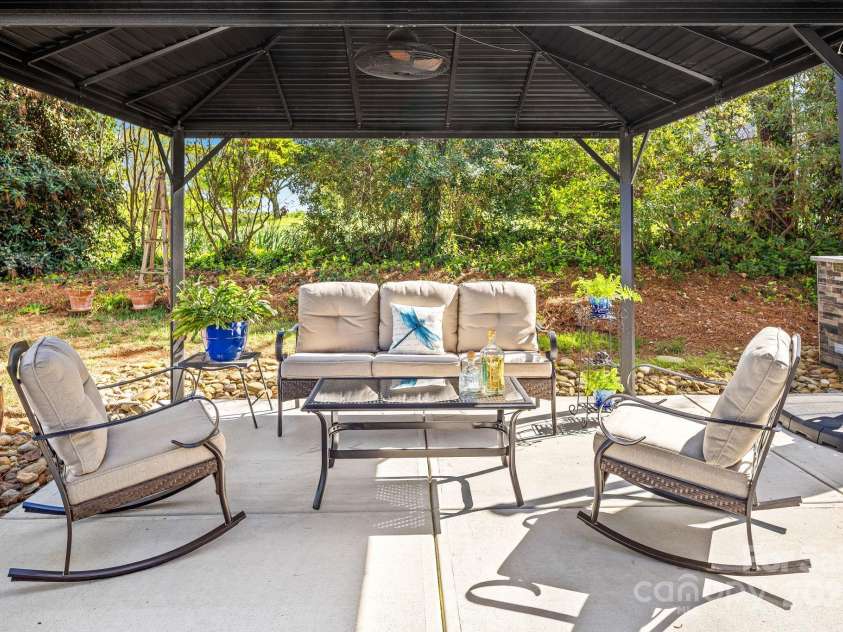 796 Lake Mist Drive, Stanley, NC 28164.  MLS# CAR4239662, YatesRealty ID 4395. 