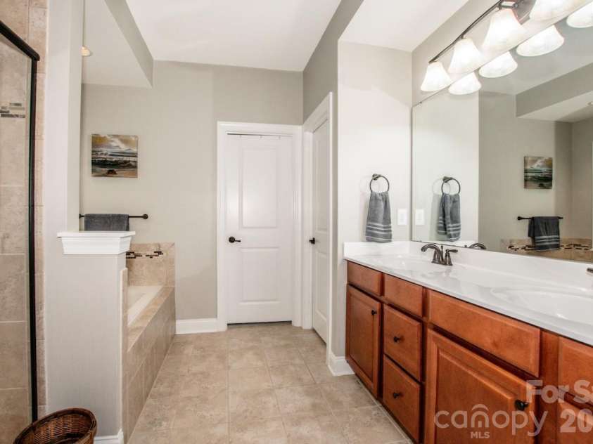 197 Chaska Loop, Troutman, NC 28166.  MLS# CAR4413695, YatesRealty ID 43951. 