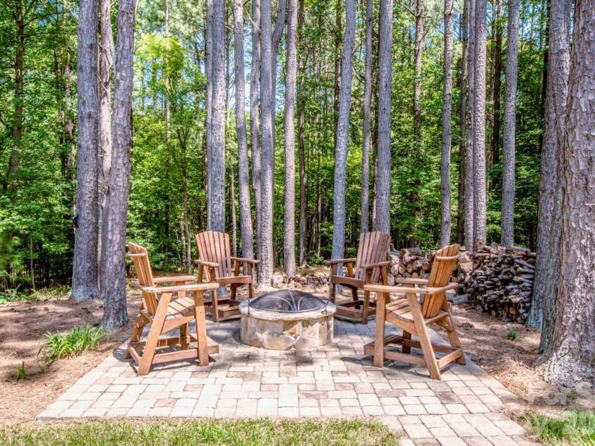 197 Chaska Loop, Troutman, NC 28166.  MLS# CAR4413695, YatesRealty ID 43951. 