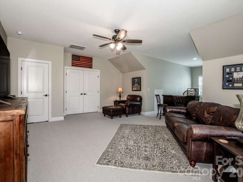 197 Chaska Loop, Troutman, NC 28166.  MLS# CAR4413695, YatesRealty ID 43951. 
