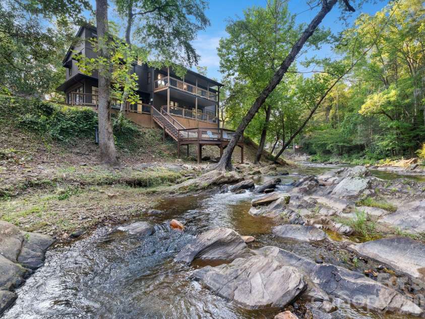 1754 Lake Tahoma Road, Marion, NC 28752.  MLS# CAR4411166, YatesRealty ID 43955. 