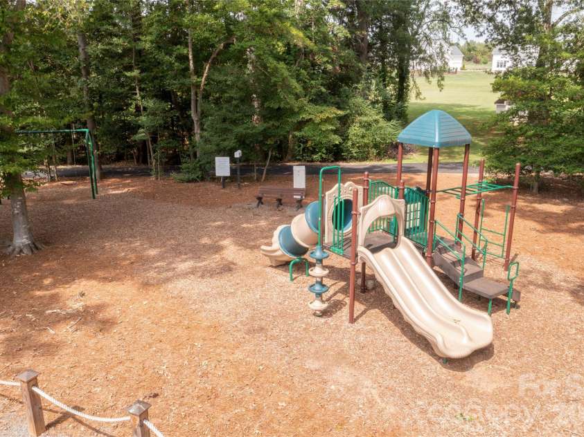 1216 Great Egret Drive, Clover, SC 29710.  MLS# CAR4393695, YatesRealty ID 43957. 