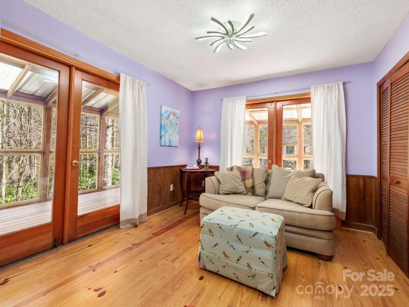 70 Fox Run, Hot Springs, NC 28743.  MLS# CAR4244597, YatesRealty ID 4396. 