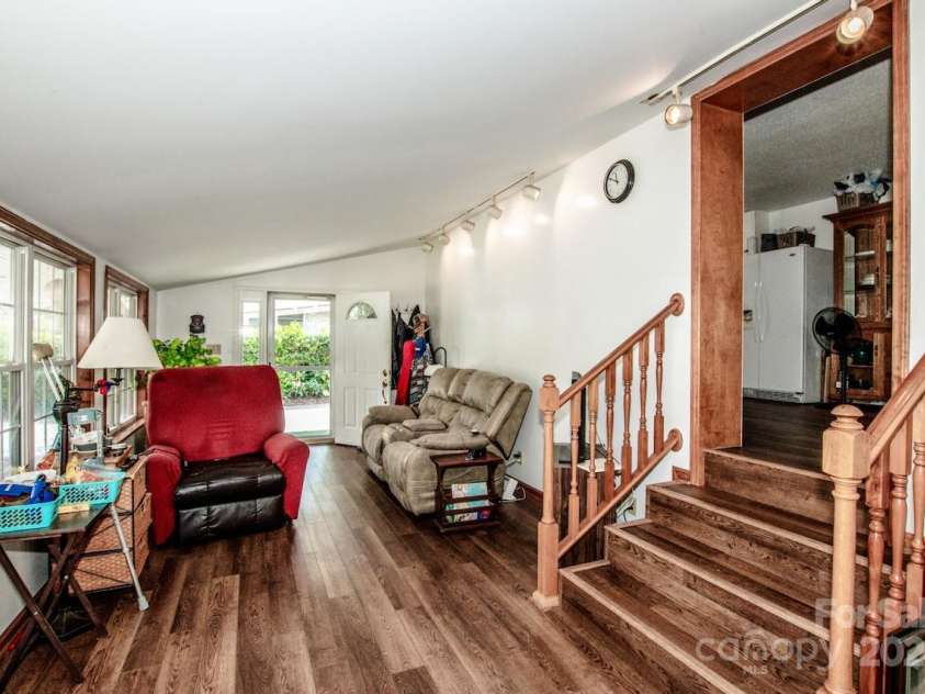834 Brookwood Drive, Mooresville, NC 28115.  MLS# CAR4196013, YatesRealty ID 4396. 