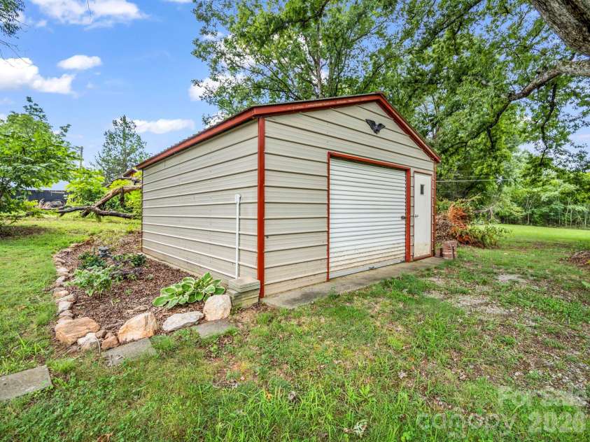 1264 Piney Ridge Road, Forest City, NC 28043.  MLS# CAR4412890, YatesRealty ID 43962. 