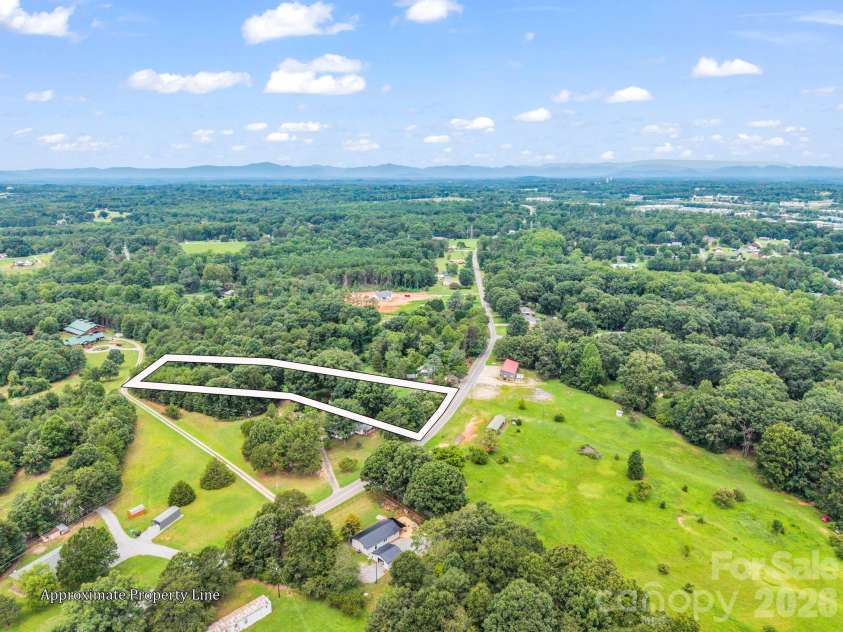 1264 Piney Ridge Road, Forest City, NC 28043.  MLS# CAR4412890, YatesRealty ID 43962. 