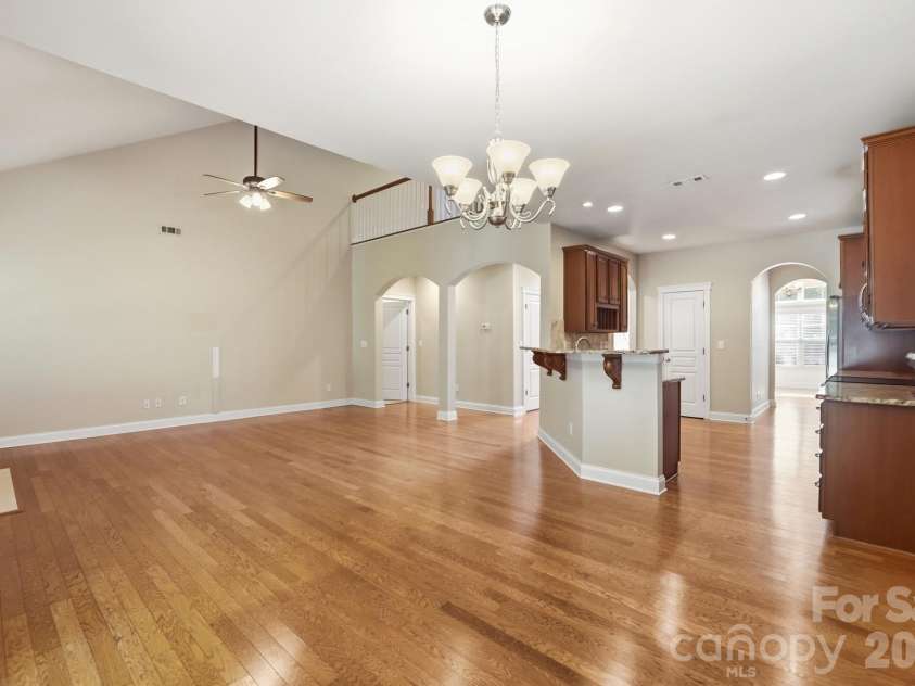 3016 Connells Point Avenue, Waxhaw, NC 28173.  MLS# CAR4413971, YatesRealty ID 43964. Great open layour
