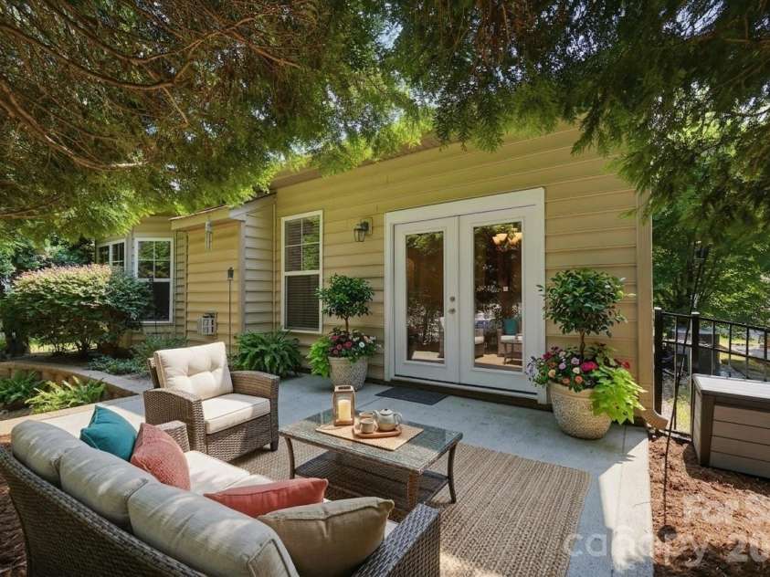 3016 Connells Point Avenue, Waxhaw, NC 28173.  MLS# CAR4413971, YatesRealty ID 43964. Virtually Staged Patio
