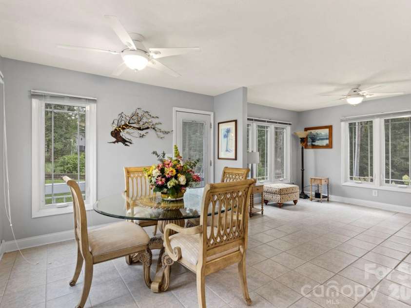 231 Kimberly Ann Drive, Hendersonville, NC 28792.  MLS# CAR4413448, YatesRealty ID 43965. 