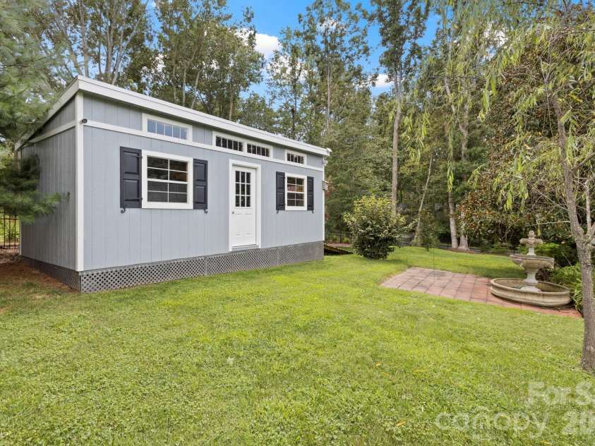 231 Kimberly Ann Drive, Hendersonville, NC 28792.  MLS# CAR4413448, YatesRealty ID 43965. 