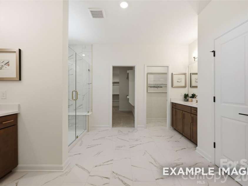 3030 Hayes Ridge Drive, Belmont, NC 28012.  MLS# CAR4412809, YatesRealty ID 43967. Owner's Deluxe Bathroom